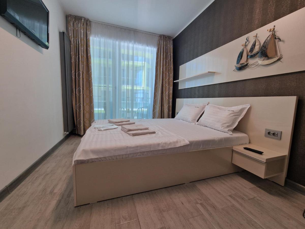Dava Aparthotel Pool & Spa Mamaia Nord ナボダリ エクステリア 写真