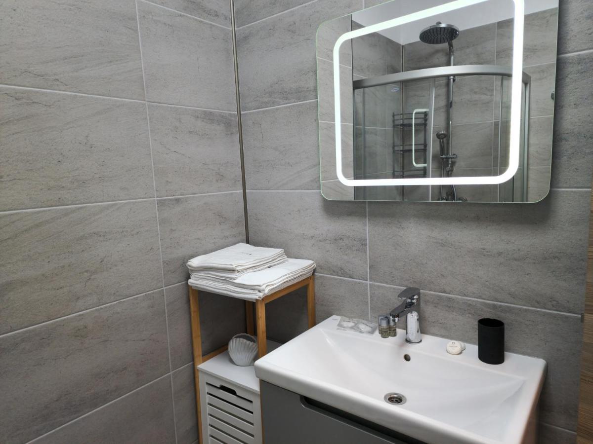 Dava Aparthotel Pool & Spa Mamaia Nord ナボダリ エクステリア 写真